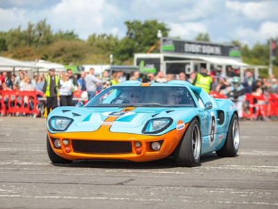 2002 Ford GT40
